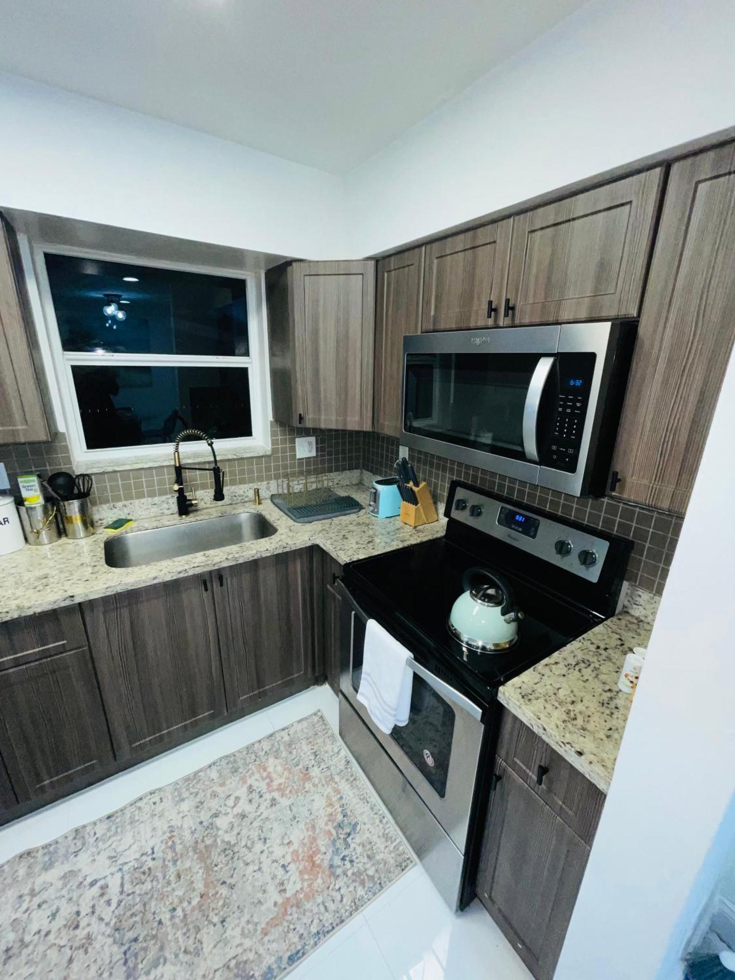 팸브룩파인스 Cozy Comfy House 빌라 외부 사진